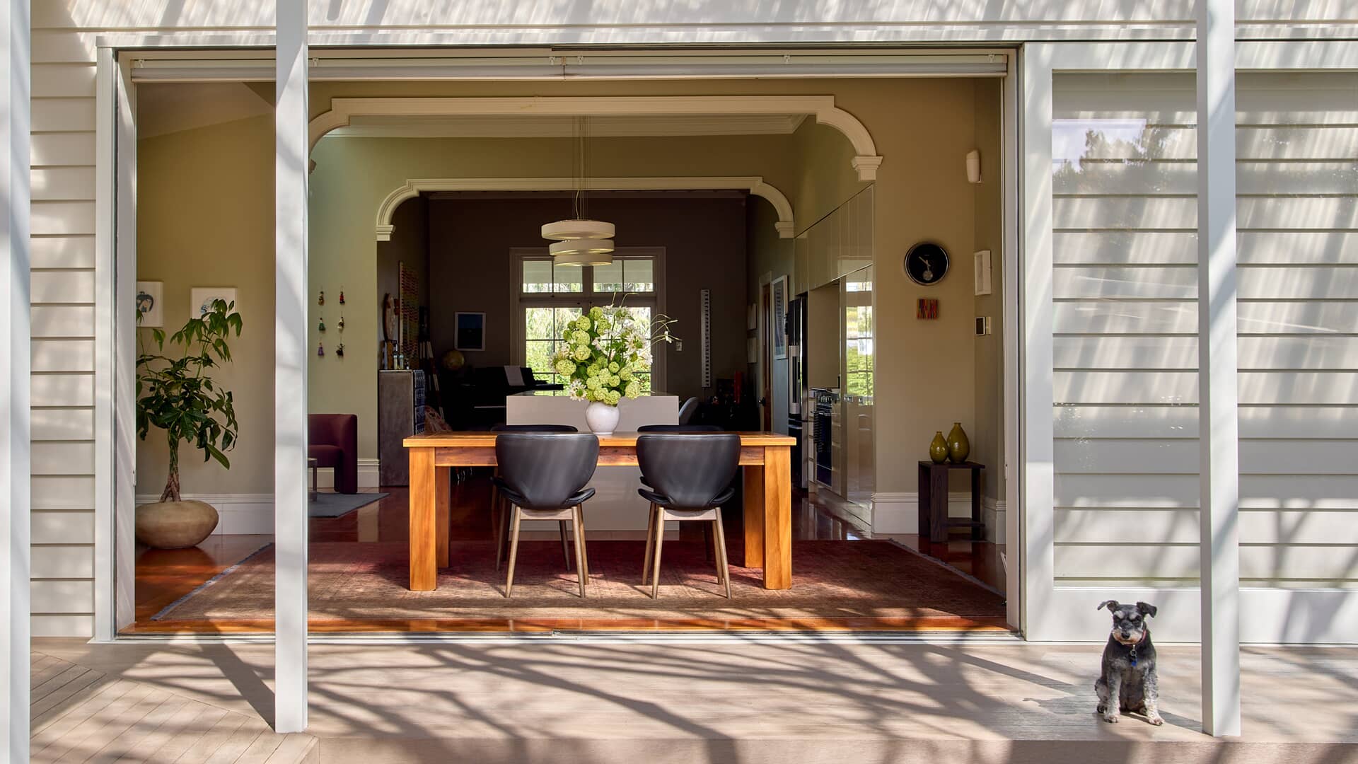 Single DishDrawer™ Dishwashers can be distributed anywhere in the kitchen.